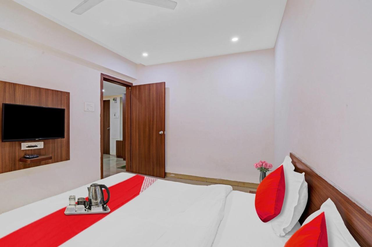 Oyo Flagship Hotel Residency Silvassa Exterior photo